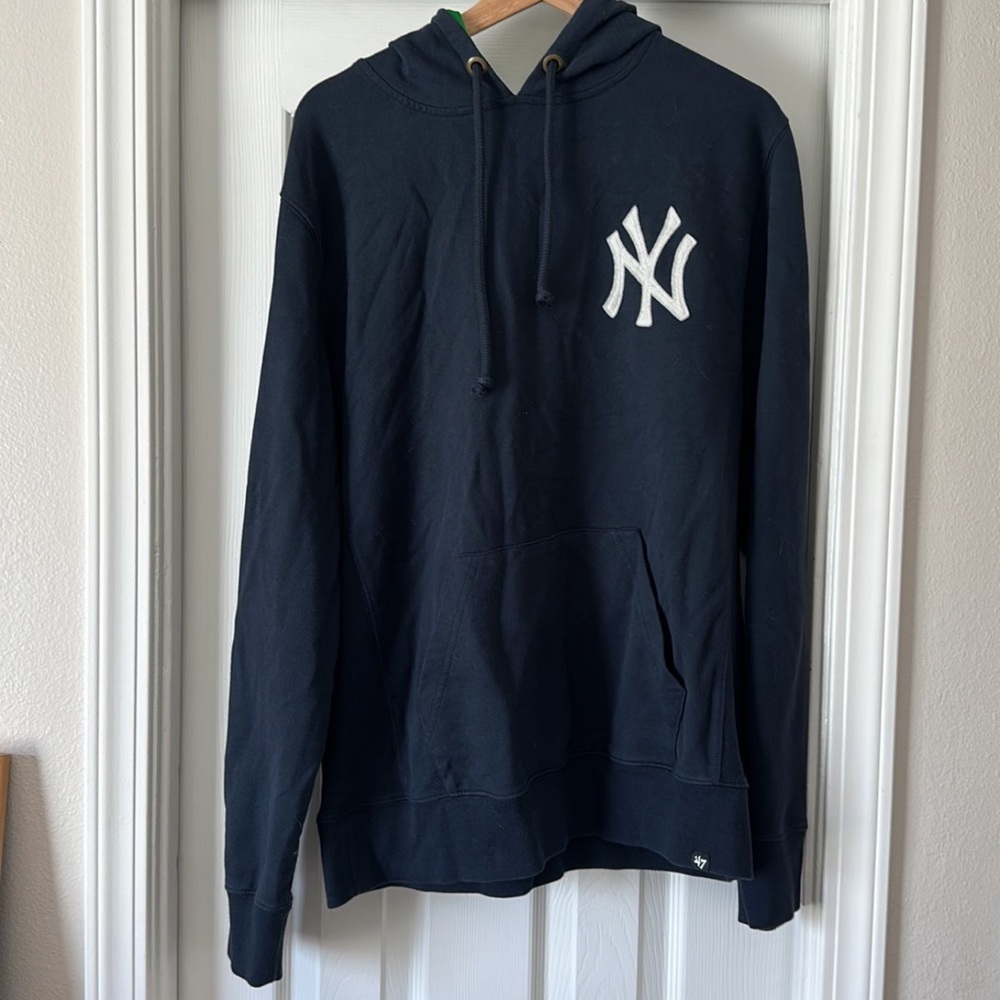 New York Yankees Men’s Hoodie
